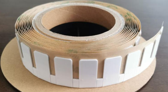 High quality UHF860-960MHz RFID flexible anti-metal tag custom size printable RFID labels for asset management , Printable and flexible on metal label OMT3015 , RFID label for retail