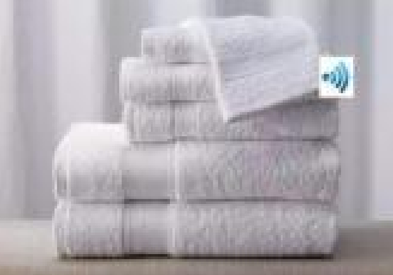 Ultra slim UHF RFID laundrdy tag , RFID Laundry Tag 200 Times Washing Cycles For Commercial Laundry